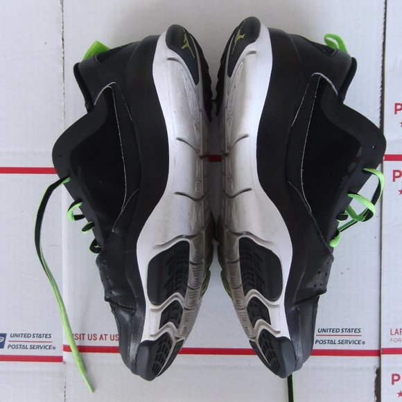 nike jordans mens size 8.5  580608-031 trunner dominate - Picture 10 of 15